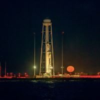 Kalendář poznámkový - NASA 2027 - 30 x 30 cm   PGP-36334-V (11)